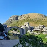 古桥公寓 公寓 *
