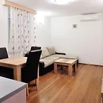 古桥公寓 公寓 *
