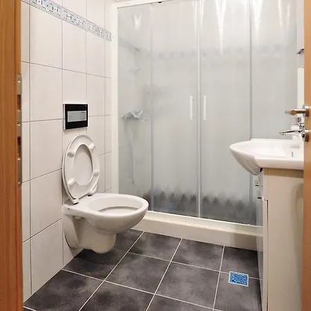 Old Bridge Apartment