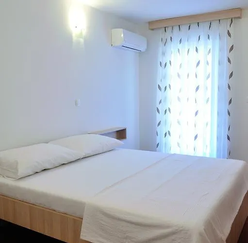 Old Bridge Apartamento *