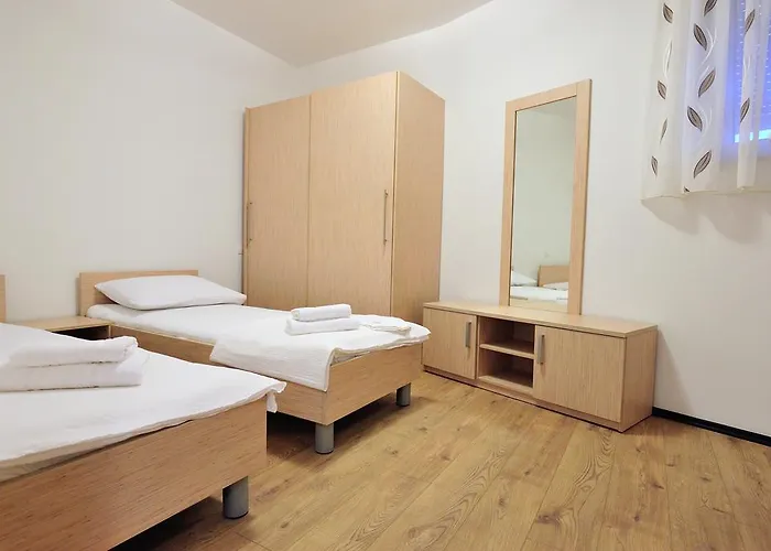 Old Bridge Apartamento *